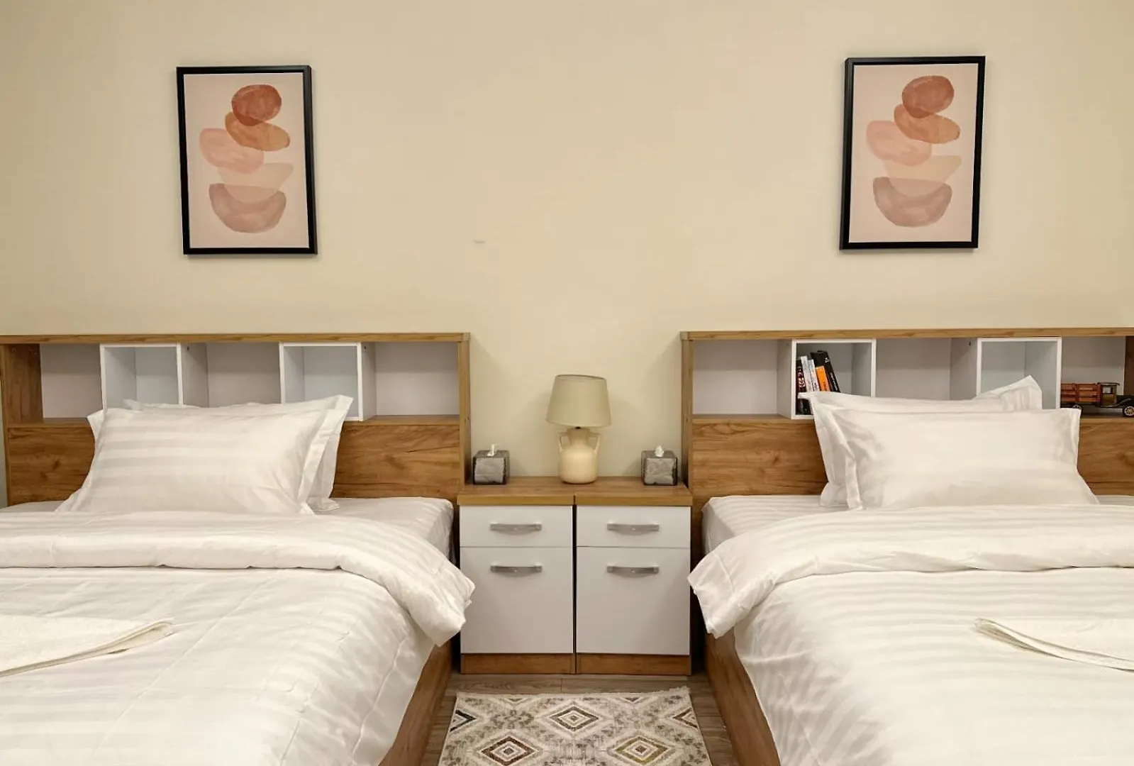 Amas Suite الرياض 0*,